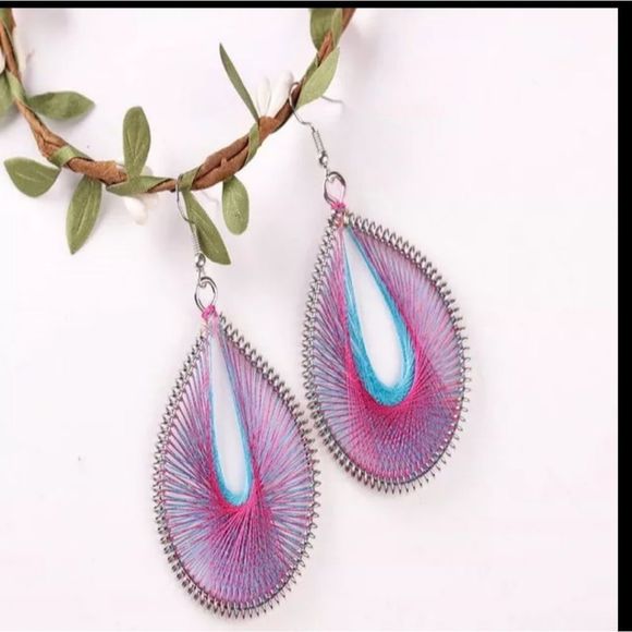 Sterling Silver and silk thread spun boho hand crafted stunning earrings… - Picture 1 of 3